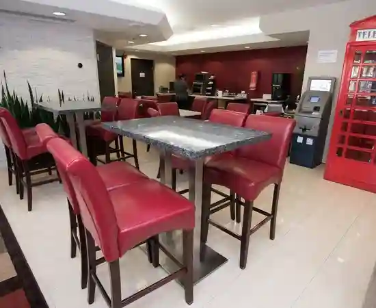 Ramada by Wyndham Miami Springs, Miami International Airport lobby aera