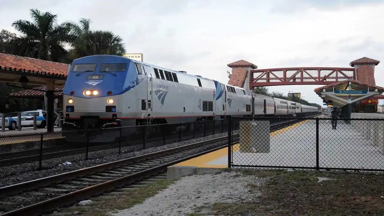 Does Miami Airport Have an Amtrak Station?